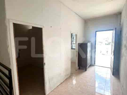 118 sqm, shophouse for sale in Letjen S Parman, Daan Mogot - RKS1bc 4
