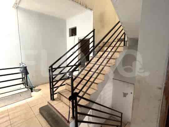 118 sqm, shophouse for sale in Letjen S Parman, Daan Mogot - RKS1bc 5