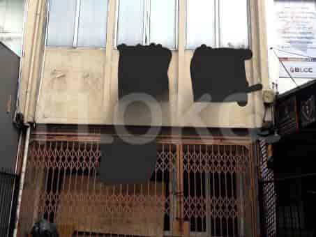75 sqm, shophouse for sale in Jl. Macan, Daan Mogot - RKSc51 1