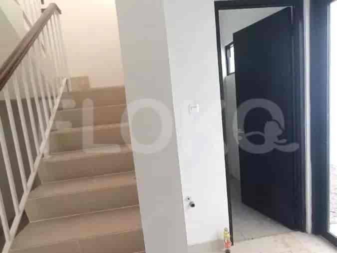 172 sqm, shophouse for sale in Abdul Wahab, Depok - RKS650 2