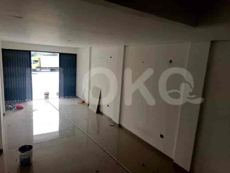180 sqm, shophouse for sale in Raya Muchtar Sawangan, Depok - RKS892 2