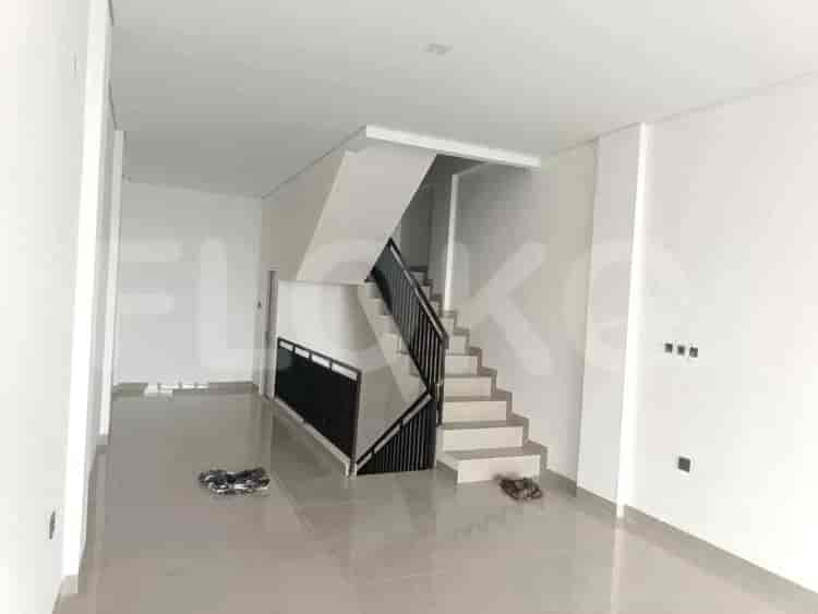 180 sqm, shophouse for sale in Raya Muchtar Sawangan, Depok - RKS892 3