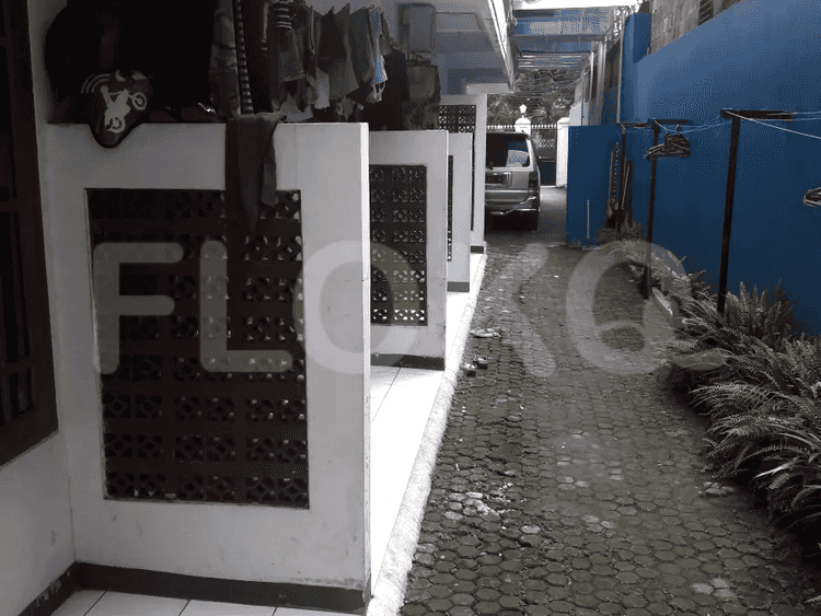400 sqm, shophouse for sale in Masjid Al Wustho, Duren Sawit - RKS304 1