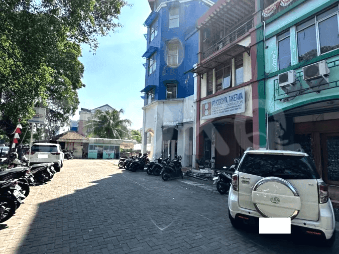 282 sqm, shophouse for sale in Buaran Persada, Duren Sawit 2