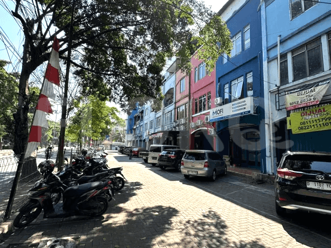 282 sqm, shophouse for sale in Buaran Persada, Duren Sawit 4