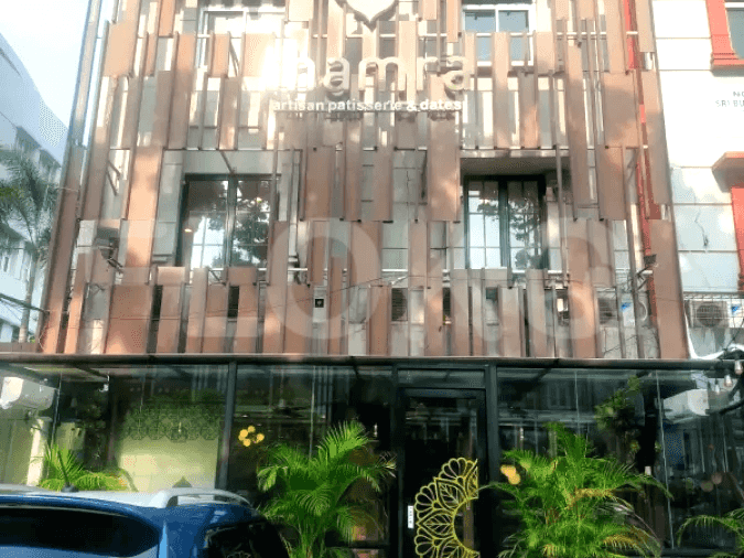 Dijual Ruko Luas 850 m2 di Raden Intan, Duren Sawit - RKS842 3