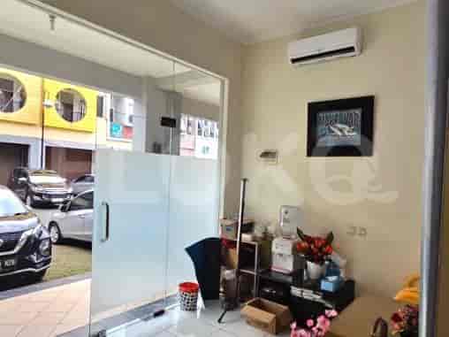 120 sqm, shophouse for sale in Golden 8, Gading Serpong 2
