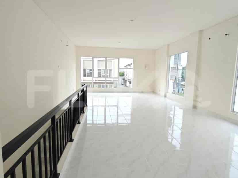 143 sqm, shophouse for sale in Vienna Grande, Gading Serpong 4