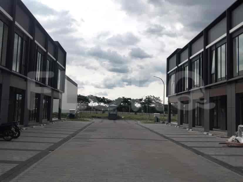 90 sqm, shophouse for sale in Hampton Avenue, Gading Serpong 3