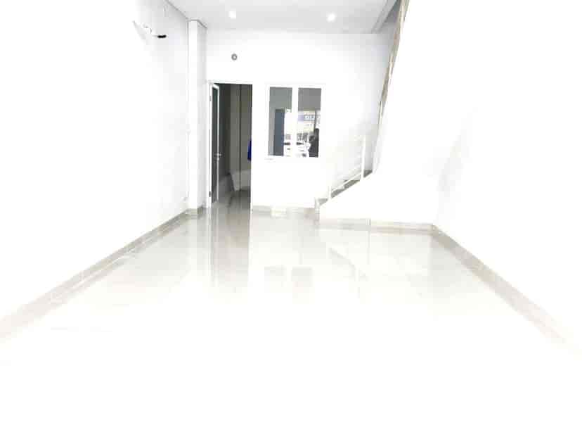 Dijual Ruko Luas 162 m2 di Sorento Junction, Gading Serpong 2
