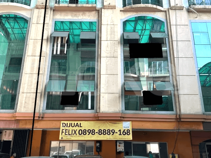 Dijual Ruko Luas 580 m2 di Sultan Iskandar Muda, Gandaria - RKScf7 2