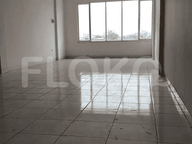 Dijual Ruko Luas 250 m2 di Cimone, Karawaci, Karawaci - RKSe66 3