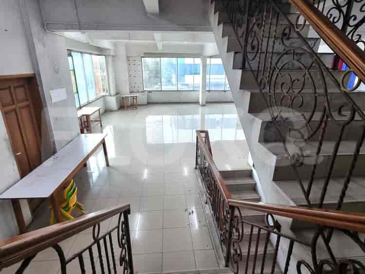 Dijual Ruko Luas 260 m2 di Karawaci, Karawaci - RKS80b 4