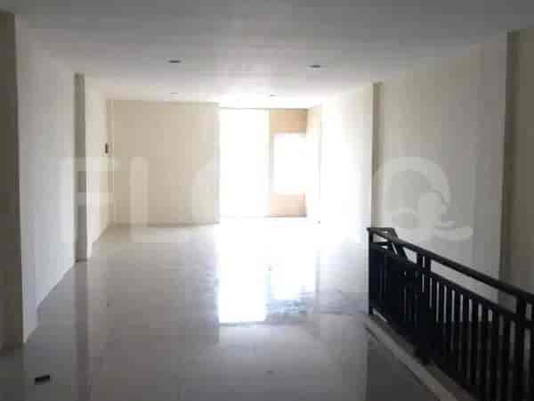 Dijual Ruko Luas 608 m2 di Tanjung Duren, Kebon Jeruk - RKSdcf 7