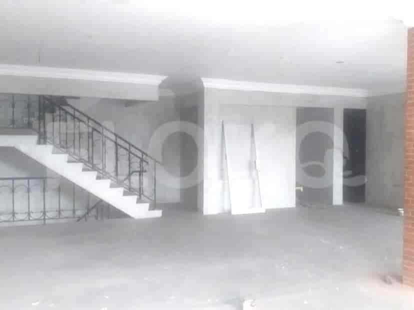 290 sqm, shophouse for sale in Hibrida, Kelapa Gading 2