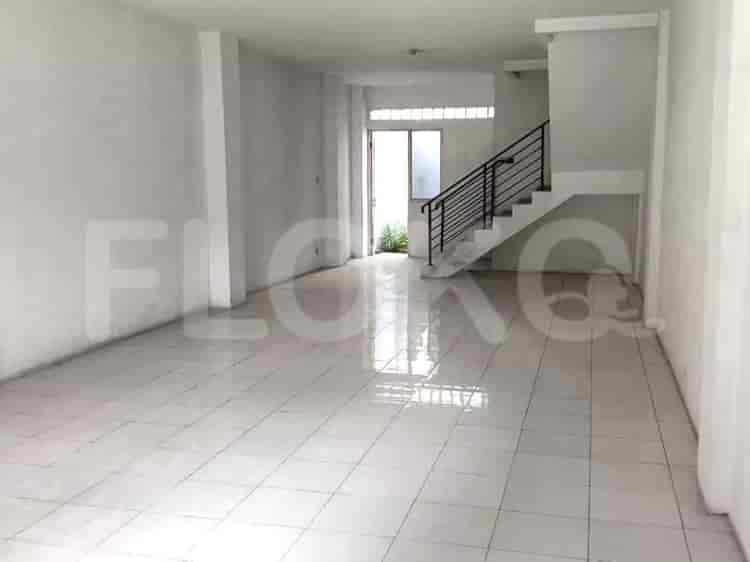 Dijual Ruko Luas 675 m2 di Tambak, Menteng - RKSde7 2