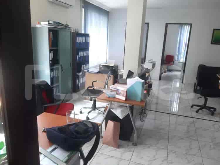 Dijual Ruko Luas 725 m2 di Dr Saharjo, Menteng - RKSae2 3