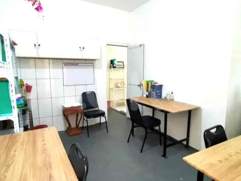 Dijual Ruko Luas 300 m2 di Villa Santika Jaya, Pancoran Mas 4
