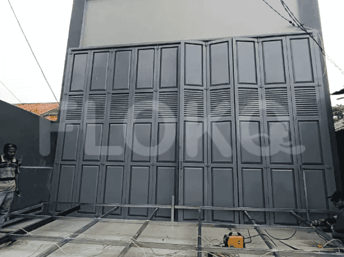 525 sqm, shophouse for sale in Patimah, Pasar Rebo - RKSaa3 2