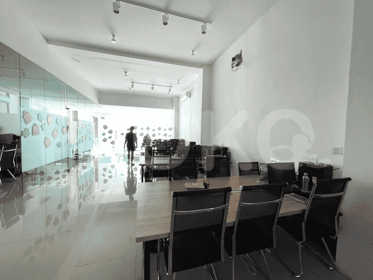 Dijual Ruko Luas 744 m2 di Muara Karang, Pluit - RKSc66 3