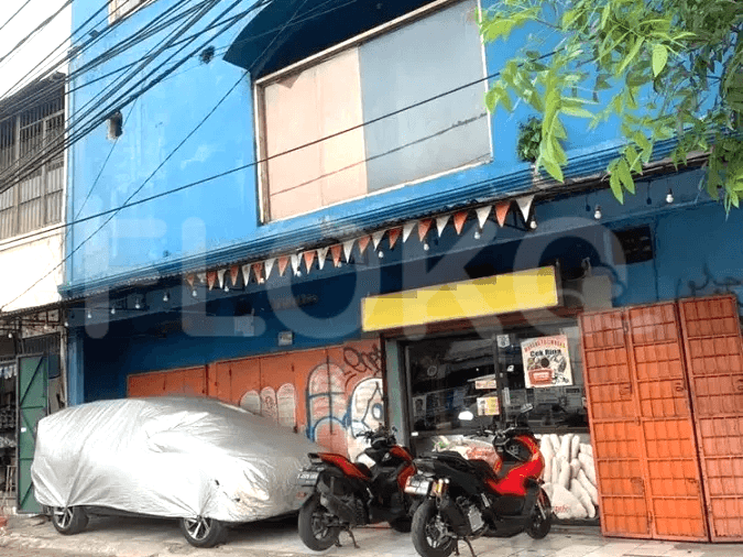 420 sqm, shophouse for sale in Letjend Soeprapto, Senen - RKS2b6 1