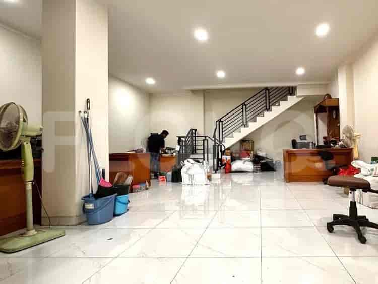 260 sqm, shophouse for sale in Tanah Abang, Tanah Abang - RKS2e1 2
