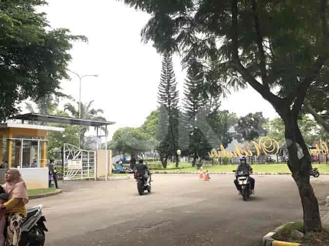 120 sqm, shophouse for sale in Michelia Curug, Tangerang 3