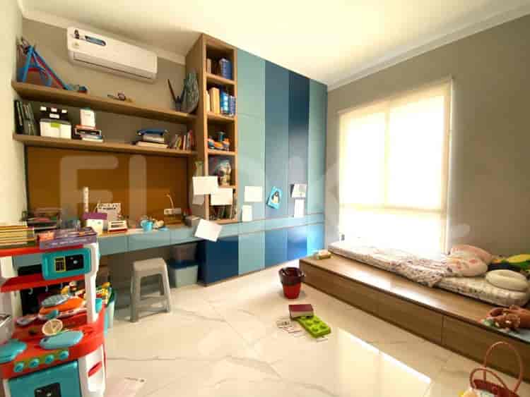 Dijual Rumah 4 BR, Luas 193 m2 di Sutera Victoria, Alam Sutera - RHAS98e 2