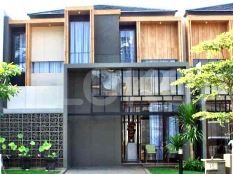 Dijual Rumah 4 BR, Luas 206 m2 di Alam Sutera, Alam Sutera - RHASf53 1