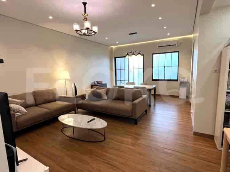 Dijual Rumah 4 BR, Luas 220 m2 di Sutera Victoria, Alam Sutera - RHAS7de 2