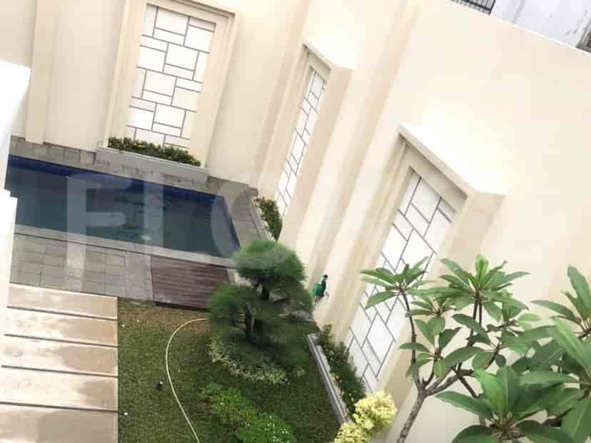 RHAS10d, 2 Floors House in Alam Sutera Sale | 5BR, Furnished 4