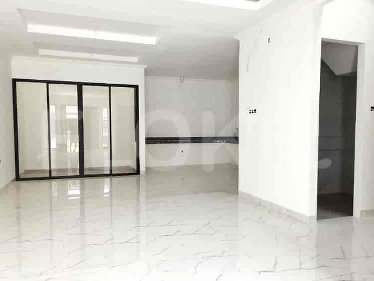 Dijual Rumah 5 BR, Luas 231 m2 di Alam sutera, Alam Sutera - RHASddd 2
