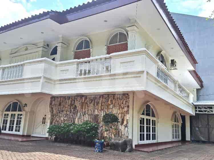 Dijual Rumah 5 BR, Luas 500 m2 di Ancol, Ancol - RHAS4e4 1