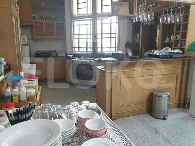 RHAS6e4, 2 Floors House in Ancol for Sale | Spacious 6BR 5