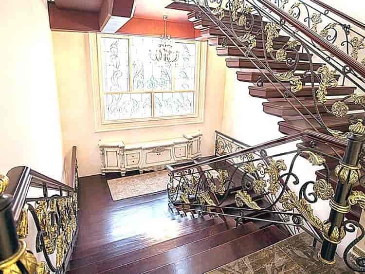 Dijual Rumah 6 BR, Luas 1415 m2 di Ancol, Ancol - RHAS3e4 3