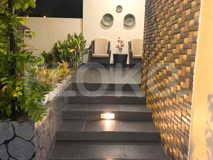 Dijual Rumah 4 BR, Luas 350 m2 di Puspitaloka, BSD - RHAS7bd 1