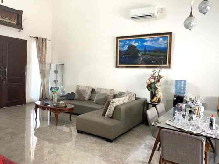 Dijual Rumah 4 BR, Luas 350 m2 di Puspitaloka, BSD - RHAS7bd 2