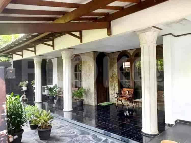 180 sqm, 3 BR house for sale in Jakasampurna, Bekasi - RHAS433 1