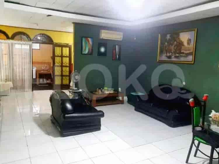 180 sqm, 3 BR house for sale in Jakasampurna, Bekasi - RHAS433 4