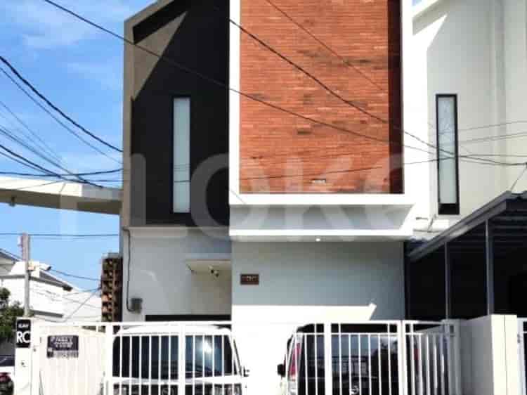 112 sqm, 3 BR house for sale in Jatiwaringin, Bekasi - RHAS1f8 1