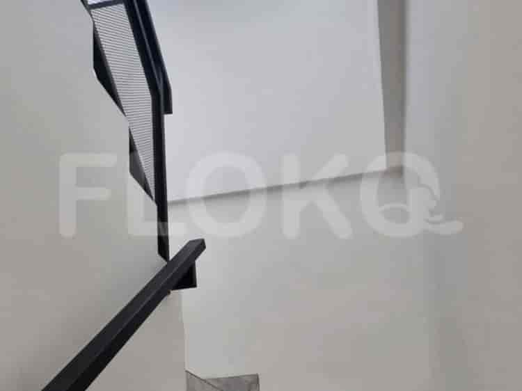 Dijual Rumah 3 BR, Luas 122 m2 di Jatikramat, Bekasi - RHAS92e 3