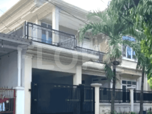 Dijual Rumah 5 BR, Luas 221 m2 di Griya Metropolitan Pekayon, Bekasi Selatan - RHASb54 1