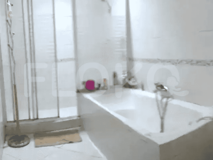 Dijual Rumah 5 BR, Luas 221 m2 di Griya Metropolitan Pekayon, Bekasi Selatan - RHASb54 4