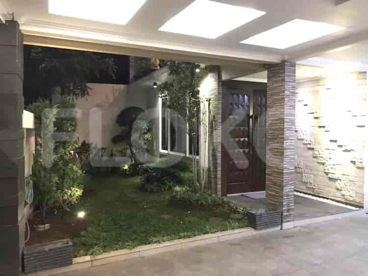 Dijual Rumah 3 BR, Luas 250 m2 di Bintaro Sektor 1, Bintaro - RHASdb0 6