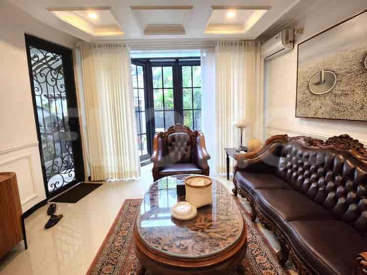 Dijual Rumah 4 BR, Luas 400 m2 di Sektor 3 Bintaro Jaya, Bintaro - RHAS97b 1