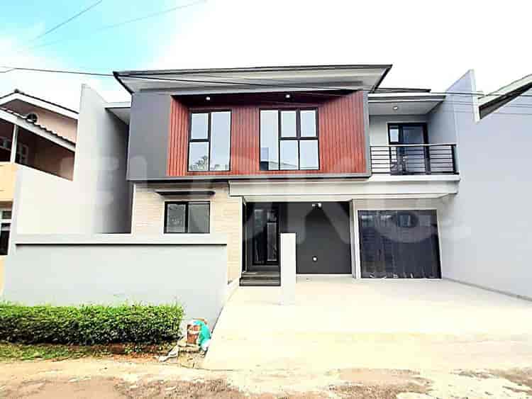 Dijual Rumah 5 BR, Luas 250 m2 di Bintaro, Bintaro - RHAS68e 2