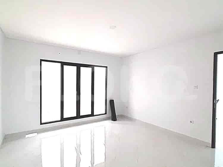 Dijual Rumah 5 BR, Luas 250 m2 di Bintaro, Bintaro - RHAS68e 5