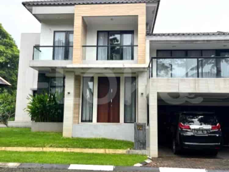 Dijual Rumah 5 BR, Luas 273 m2 di Kebayoran Essence, Bintaro - RHAS2c2 2
