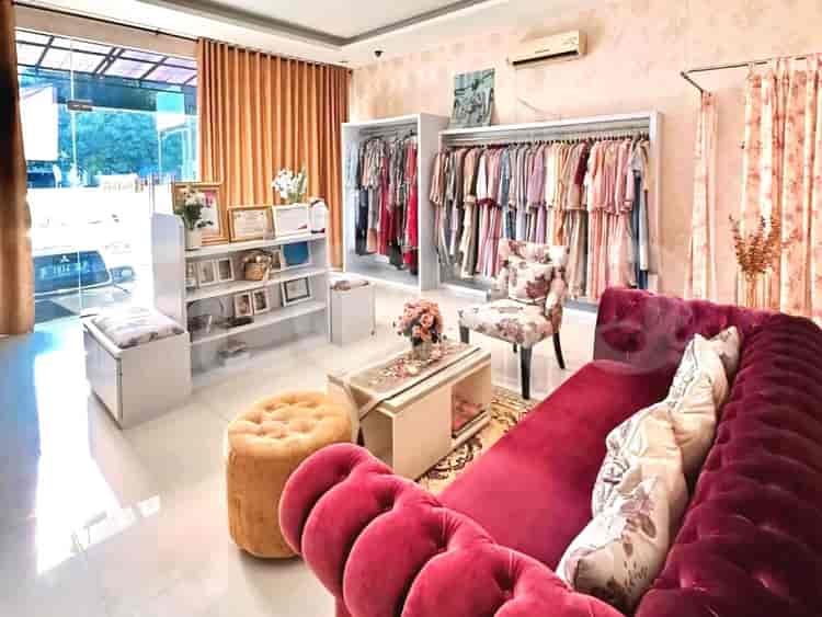 Dijual Rumah 5 BR, Luas 320 m2 di Jl Raya Bintaro, Bintaro Sektor 1, Bintaro - RHAS869 6