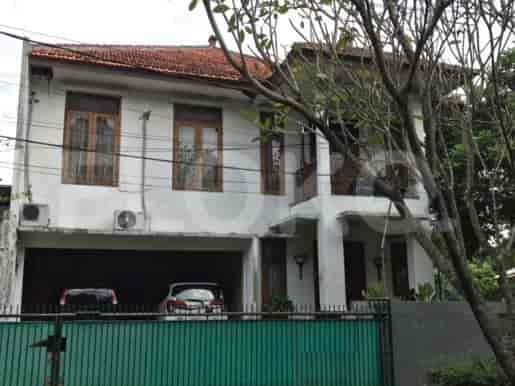 Dijual Rumah 7 BR, Luas 500 m2 di Jakarta Selatan, Bintaro - RHAS915 1